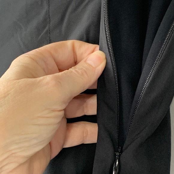 J. Crew black athleisure pleated skort with side zipper. Size M - Picture 5 of 11